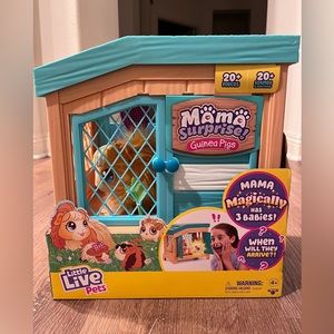 NWT Mama surprise - little live pets. Guinea pigs.